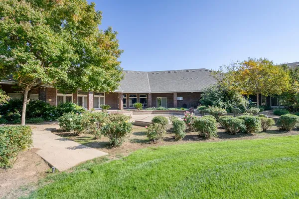 $11,400,000 | 4715 East Copper Avenue, Clovis, CA 93619