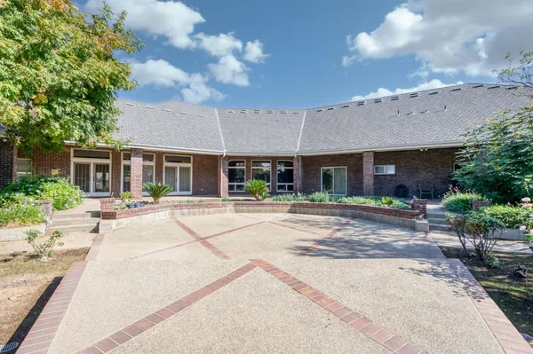 $11,400,000 | 4715 East Copper Avenue, Clovis, CA 93619