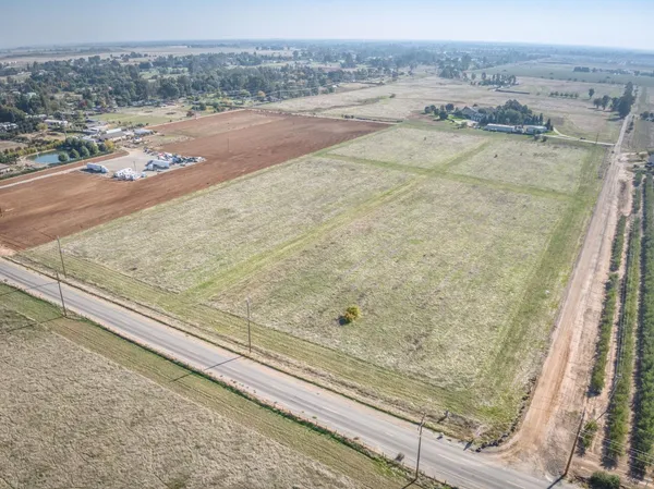 $11,400,000 | 4715 East Copper Avenue, Clovis, CA 93619