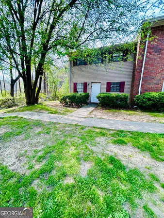 front view of house with a yard