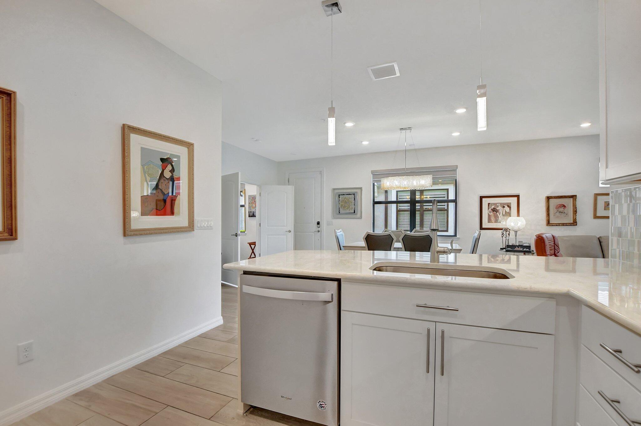 9201 Passiflora Way, Unit 101 Boca Raton, FL 33428 - Photo 3 of 33 Kitchen