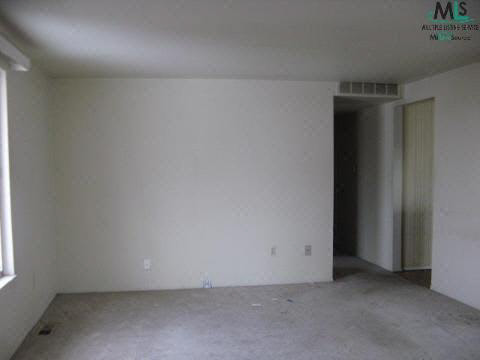 51158 South Foster Road Fostoria, MI 48435 - Photo 5 of 12 942774-4.JPG