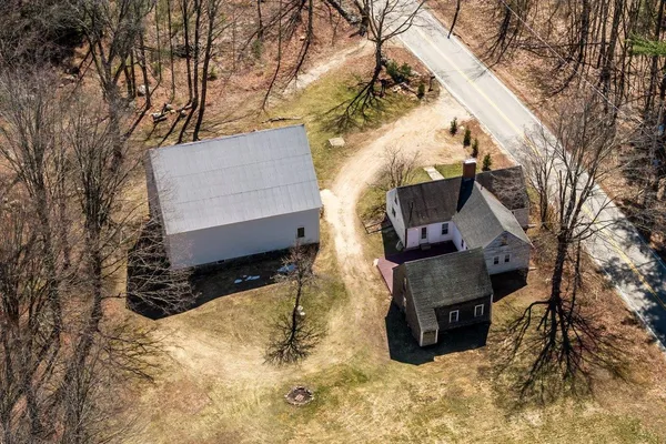 $2,900 | 5 Mcdaniel Road, Barrington, NH 03825