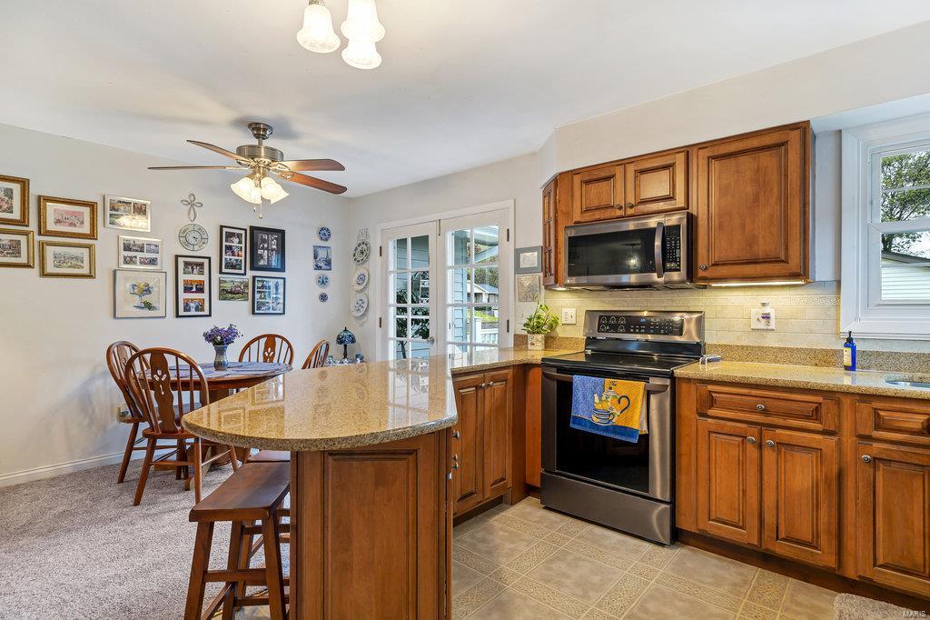445 Hunters Ridge St. Charles, MO 63301 - Photo 15 of 39 Gallery Image 15