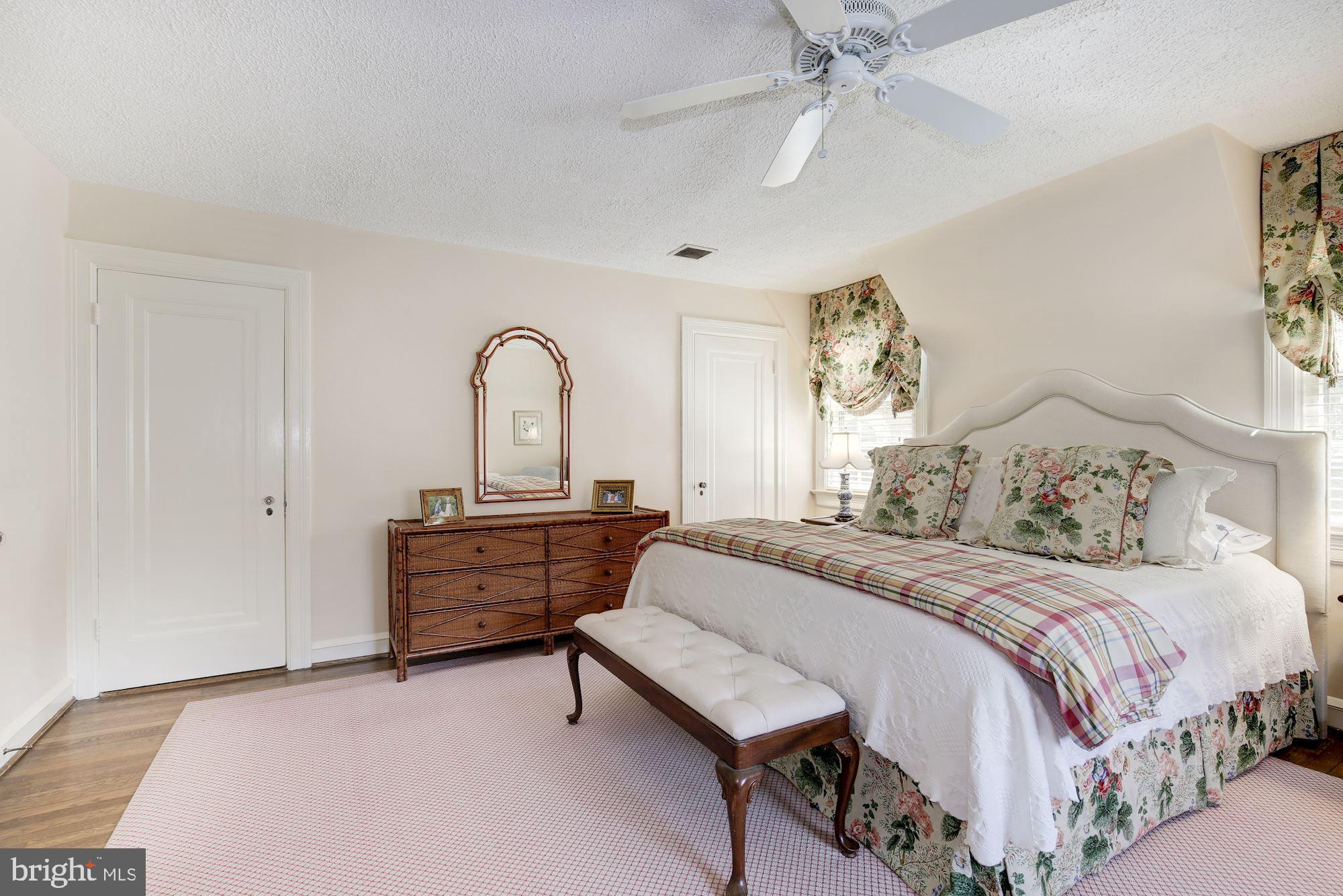 103 Summerfield Road Chevy Chase, MD 20815 - Photo 19 of 33 Gallery Image 19