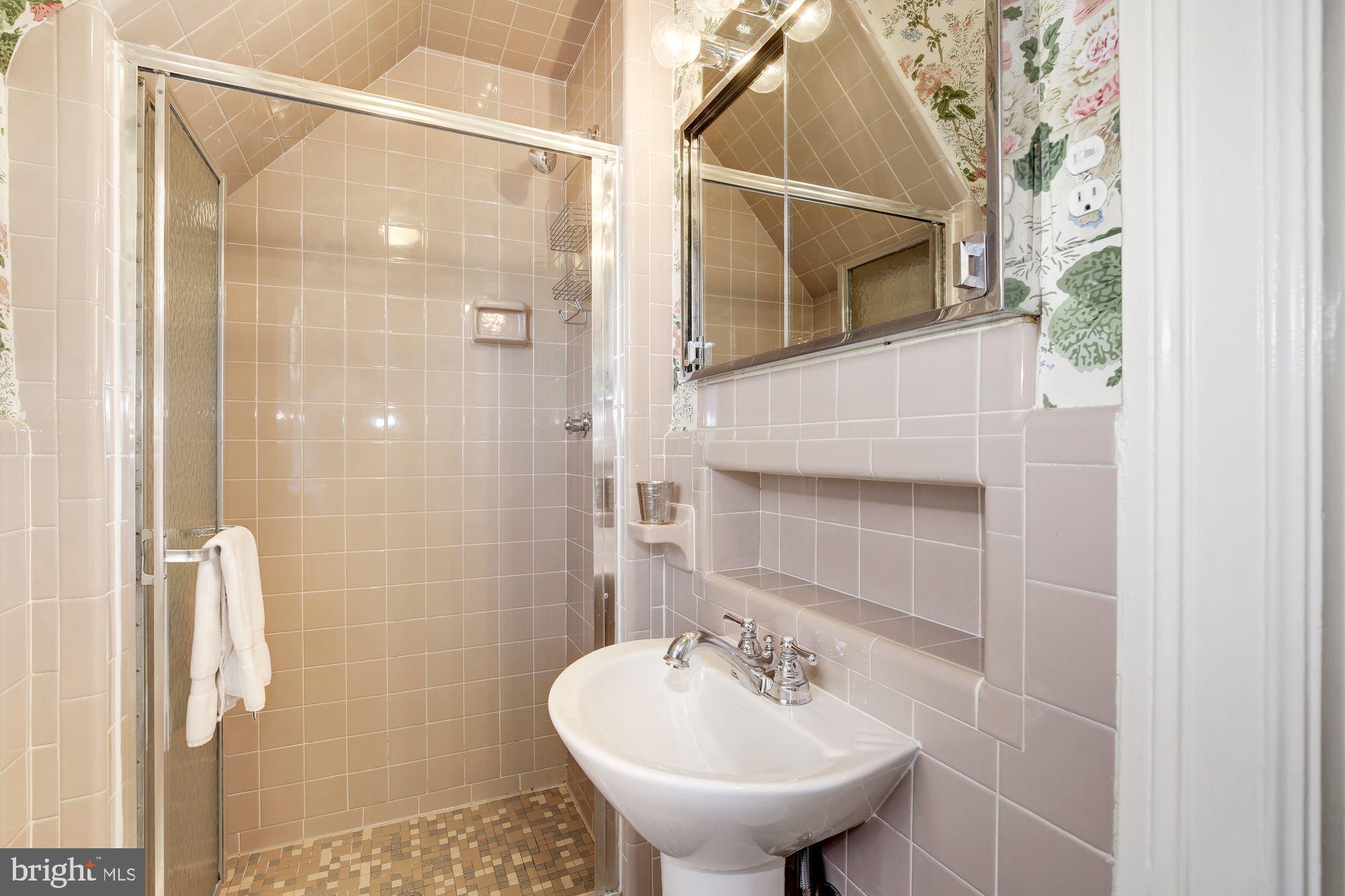 103 Summerfield Road Chevy Chase, MD 20815 - Photo 20 of 33 Gallery Image 20