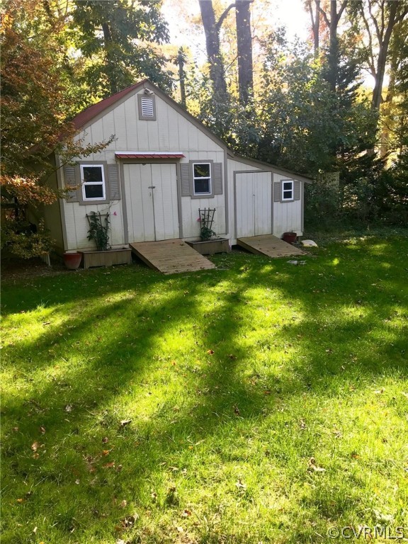 8727 Trevillian Road North Chesterfield, VA 23235 - Photo 7 of 33 Gallery Image 7