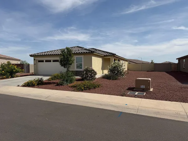$1,850 | 1473 East Jaycie Drive, Casa Grande, AZ 85122