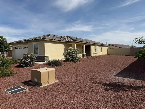 $1,850 | 1473 East Jaycie Drive, Casa Grande, AZ 85122