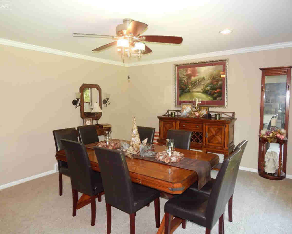 3217 Morrish Road Flushing, MI 48433 - Photo 16 of 60 21306519-15.JPG