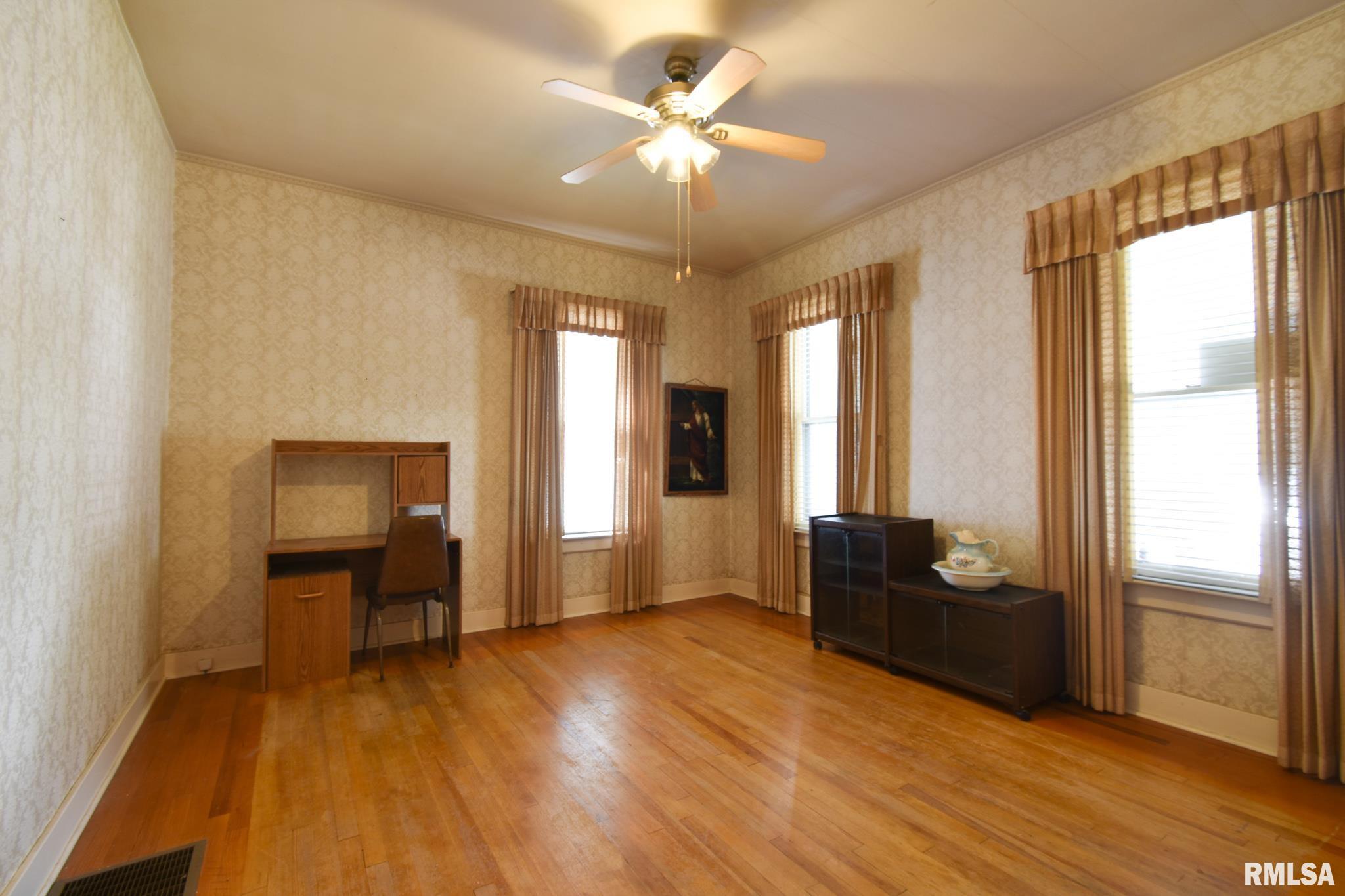 1106 North 13th Street Springfield, IL 62702 - Photo 5 of 14