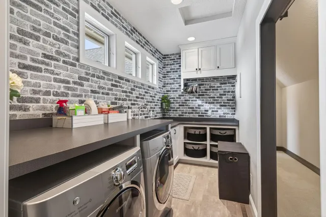 $1,650,000 | 12581 22nd Street North, Stillwater, MN 55082