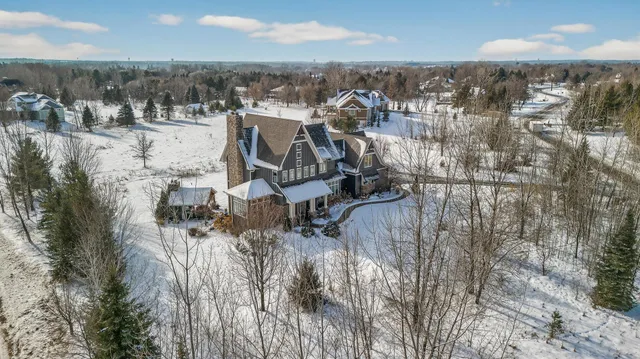 $1,650,000 | 12581 22nd Street North, Stillwater, MN 55082