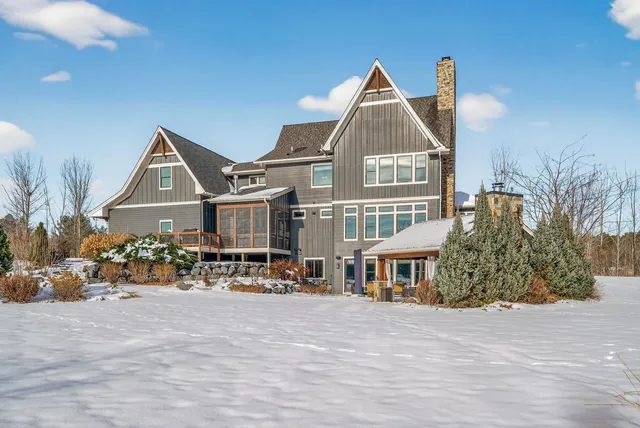 $1,650,000 | 12581 22nd Street North, Stillwater, MN 55082