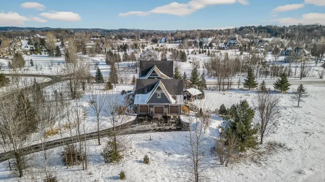 $1,650,000 | 12581 22nd Street North, Stillwater, MN 55082