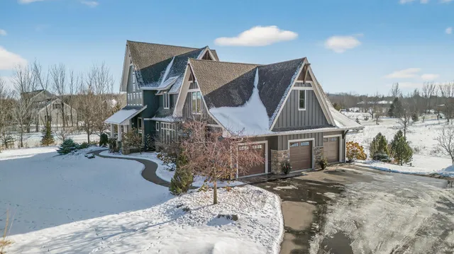 $1,650,000 | 12581 22nd Street North, Stillwater, MN 55082