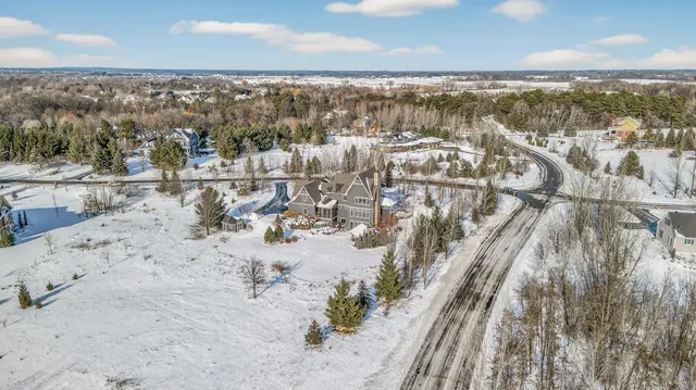 $1,650,000 | 12581 22nd Street North, Stillwater, MN 55082