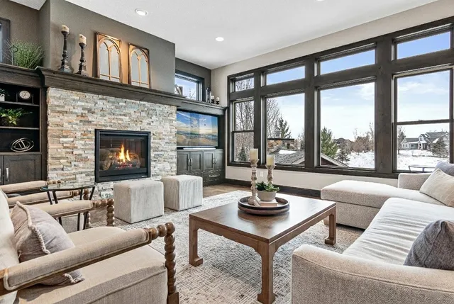 $1,650,000 | 12581 22nd Street North, Stillwater, MN 55082