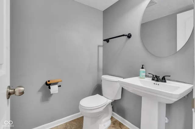 $380,000 | 6766 Buhrstone Lane, Avon, IN 46123