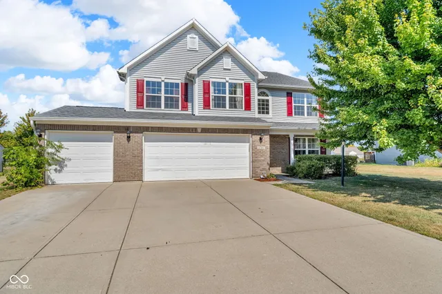 $380,000 | 6766 Buhrstone Lane, Avon, IN 46123