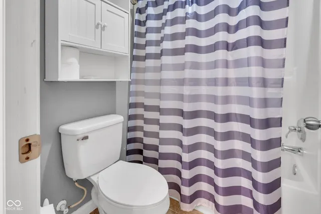 $380,000 | 6766 Buhrstone Lane, Avon, IN 46123