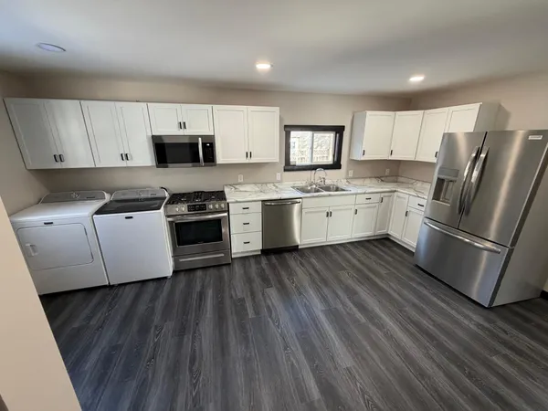 $188,000 | 203 Trott Avenue Southeast, Willmar, MN 56201