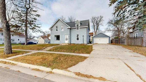 $188,000 | 203 Trott Avenue Southeast, Willmar, MN 56201