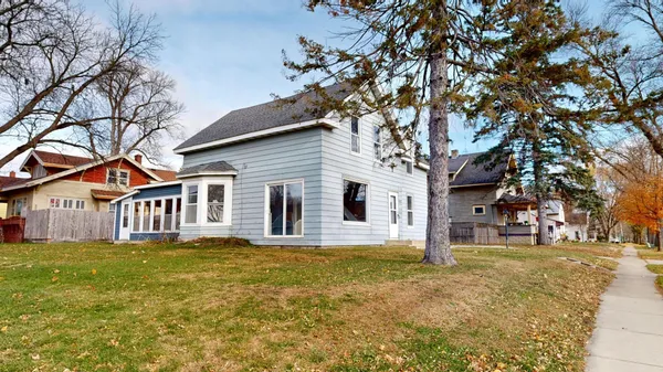 $188,000 | 203 Trott Avenue Southeast, Willmar, MN 56201