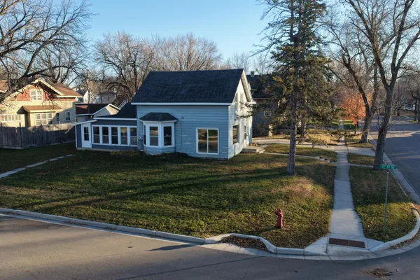 $188,000 | 203 Trott Avenue Southeast, Willmar, MN 56201