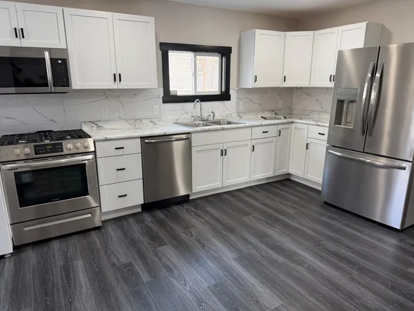 $188,000 | 203 Trott Avenue Southeast, Willmar, MN 56201