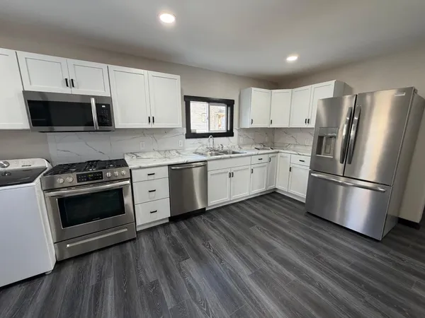 $188,000 | 203 Trott Avenue Southeast, Willmar, MN 56201