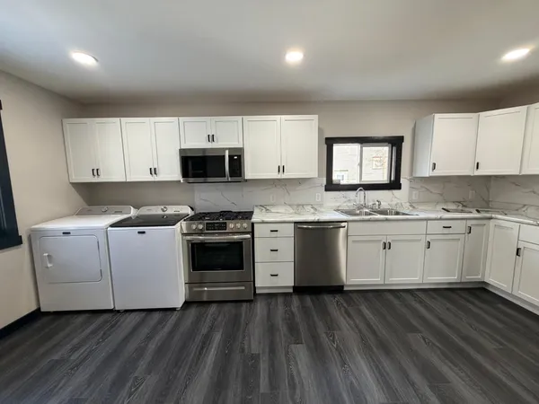 $188,000 | 203 Trott Avenue Southeast, Willmar, MN 56201