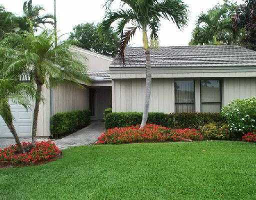 20401 Woodbridge Lane Boca Raton, FL 33434 - Photo 1 of 1 Primary Photo