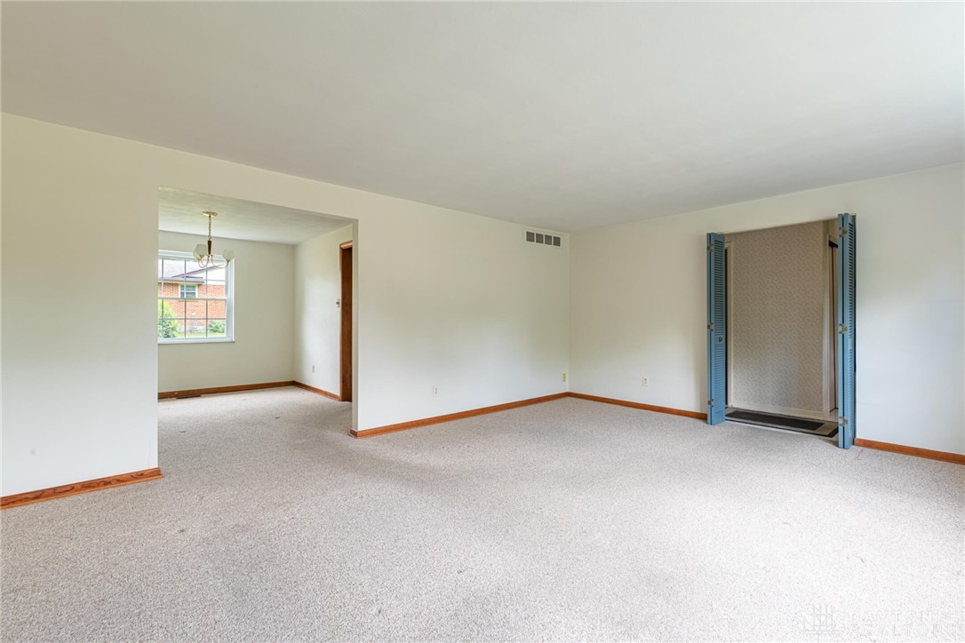 1000 Rio Lane Kettering, OH 45429 - Photo 5 of 31 Gallery Image 5