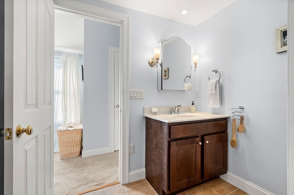 46 Boston Road Westford, MA 01886 - Photo 21 of 39 Gallery Image 21