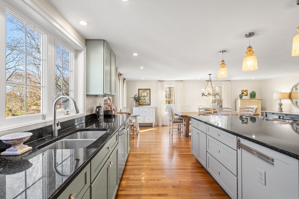 46 Boston Road Westford, MA 01886 - Photo 3 of 39 Gallery Image 3