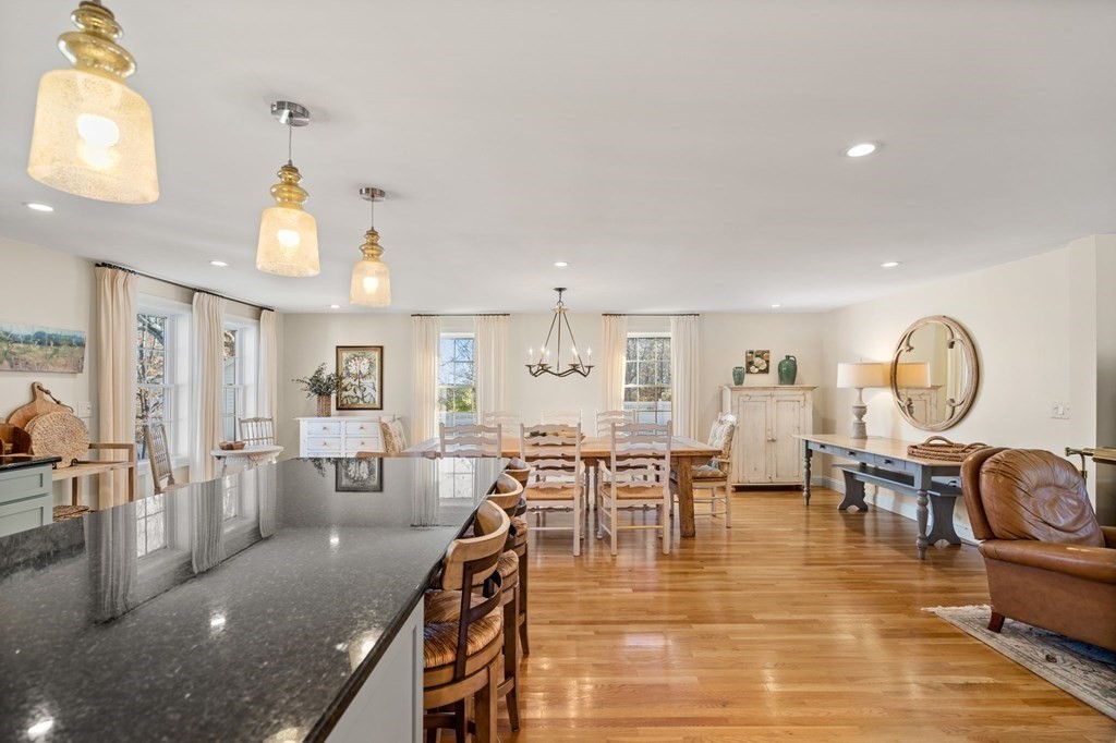 46 Boston Road Westford, MA 01886 - Photo 7 of 39 Gallery Image 7