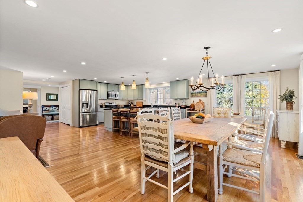 46 Boston Road Westford, MA 01886 - Photo 9 of 39 Gallery Image 9