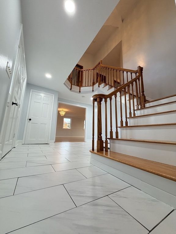 29 Newport Road Hull, MA 02045 - Photo 7 of 42 Gallery Image 7