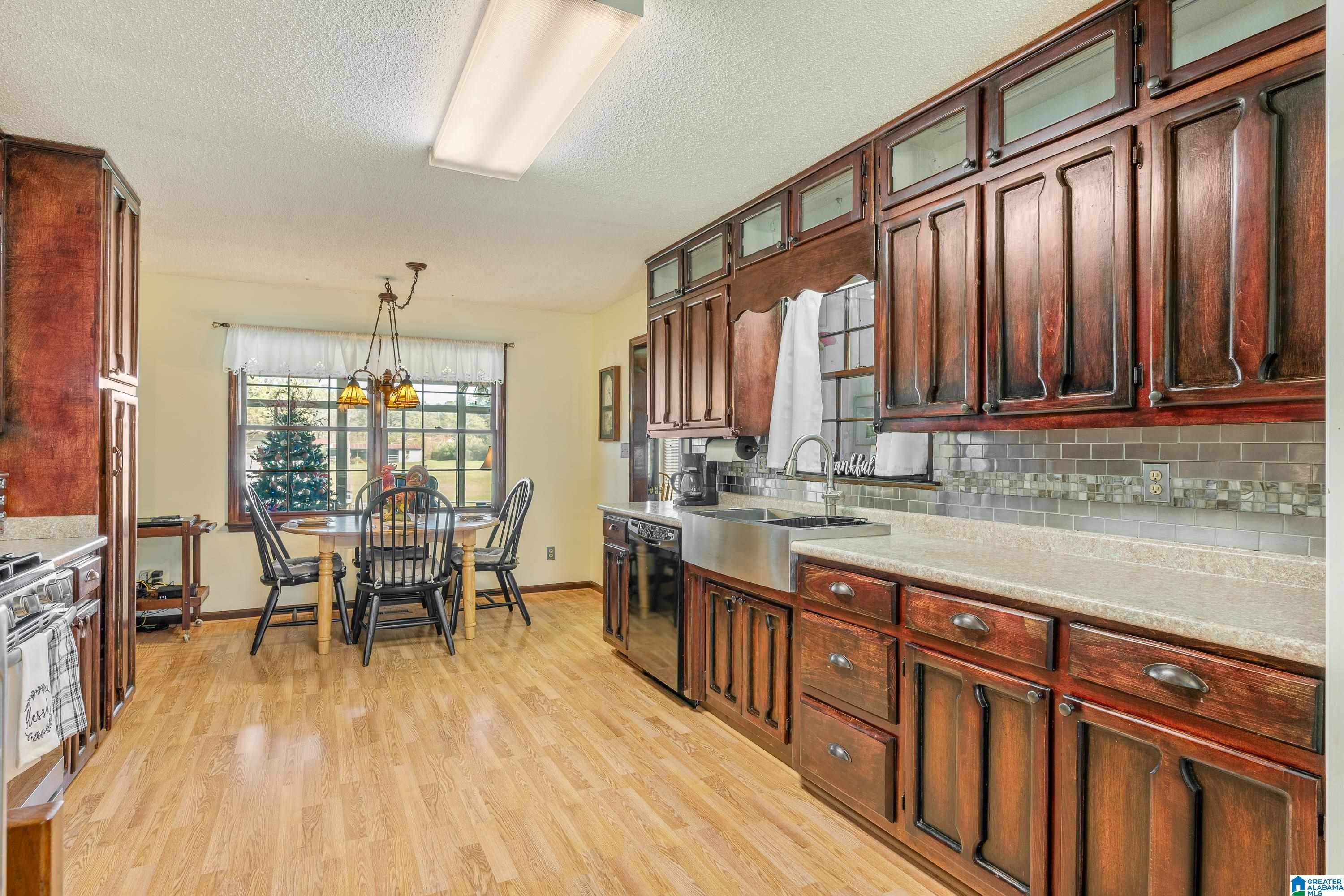 908 Lake Joyce Road Moody, AL 35004 - Photo 10 of 50