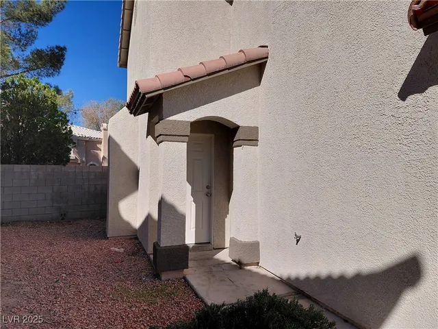 $1,650 | 9617 Pine River Lane, Las Vegas, NV 89123