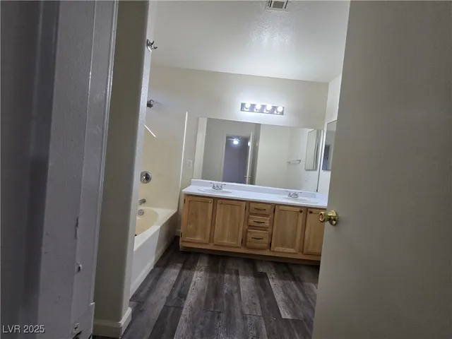 $1,650 | 9617 Pine River Lane, Las Vegas, NV 89123