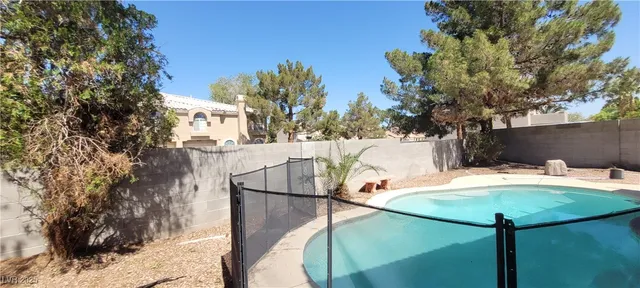 $1,650 | 9617 Pine River Lane, Las Vegas, NV 89123