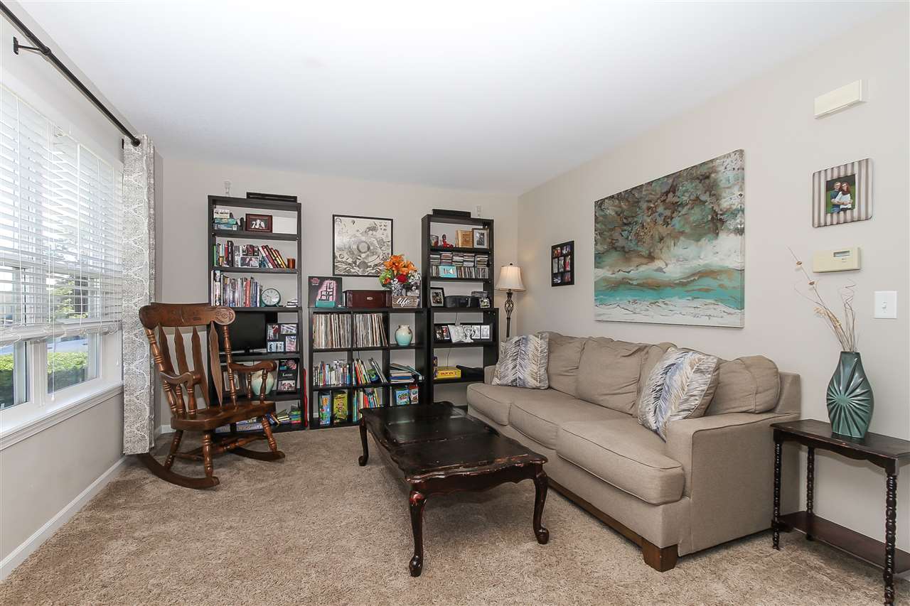 1282 Scenic Road DeKalb, IL 60115 - Photo 3 of 25 Gallery Image 3
