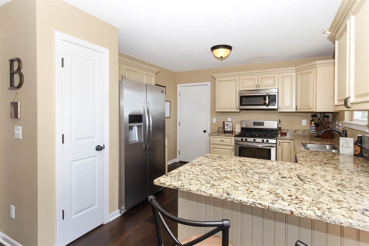 1282 Scenic Road DeKalb, IL 60115 - Photo 7 of 25 Gallery Image 7