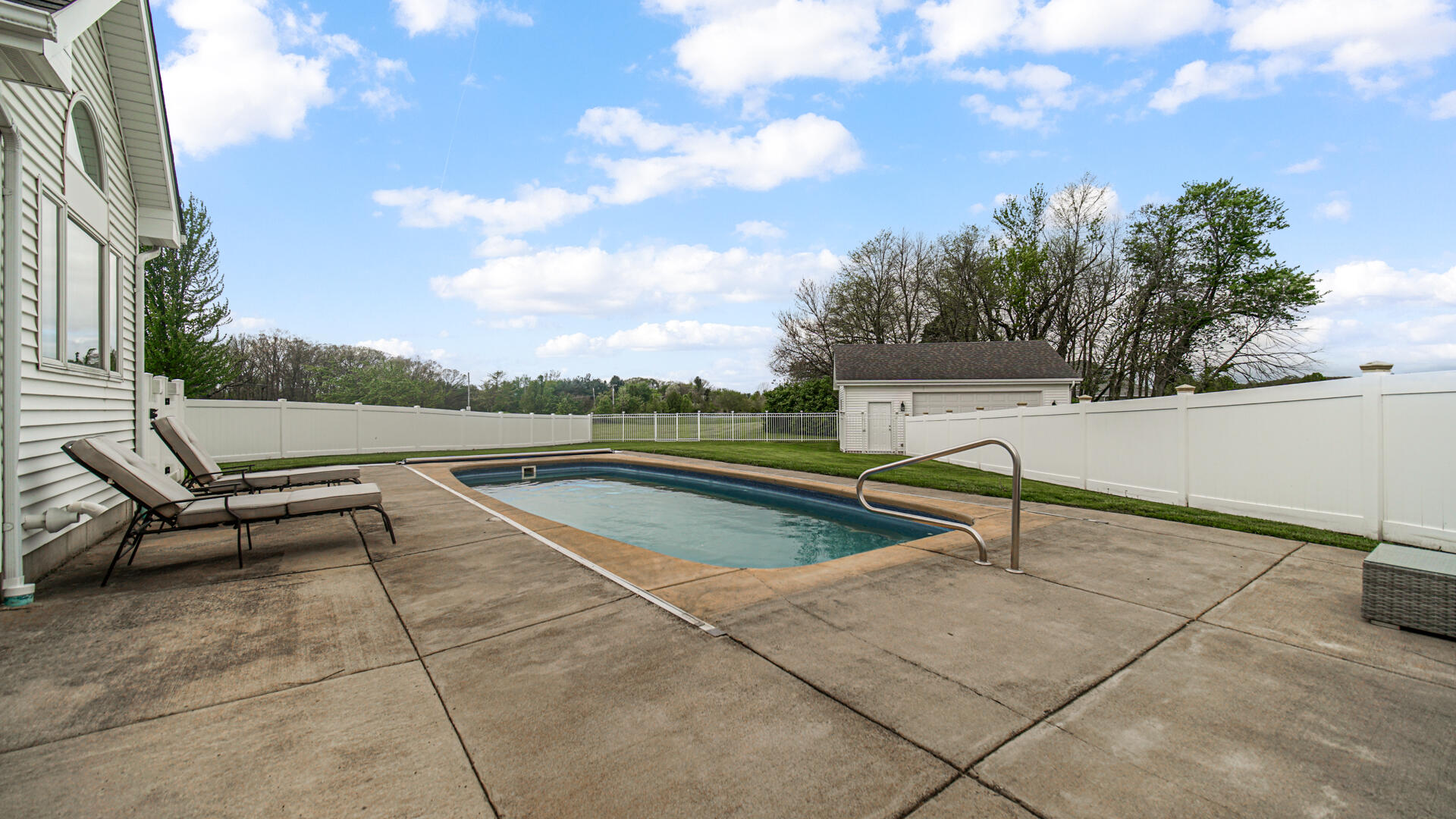 15290 Clark Street Crown Point, IN 46307 - Photo 37 of 47 1920x1080