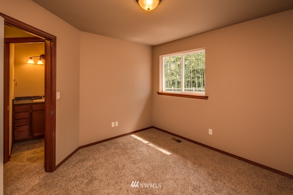 2529 Thornton Road Ferndale, WA 98248 - Photo 20 of 21 Gallery Image 20