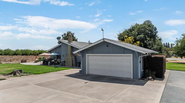$1,139,000 | 15296 N Highway, Lodi, CA 95240