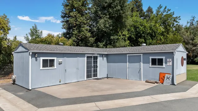 $1,139,000 | 15296 N Highway, Lodi, CA 95240