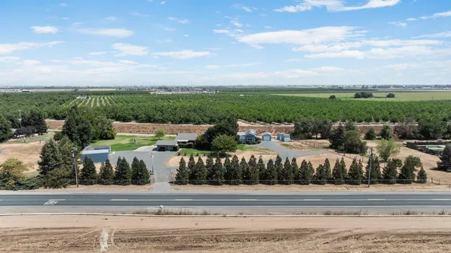 $1,139,000 | 15296 N Highway, Lodi, CA 95240